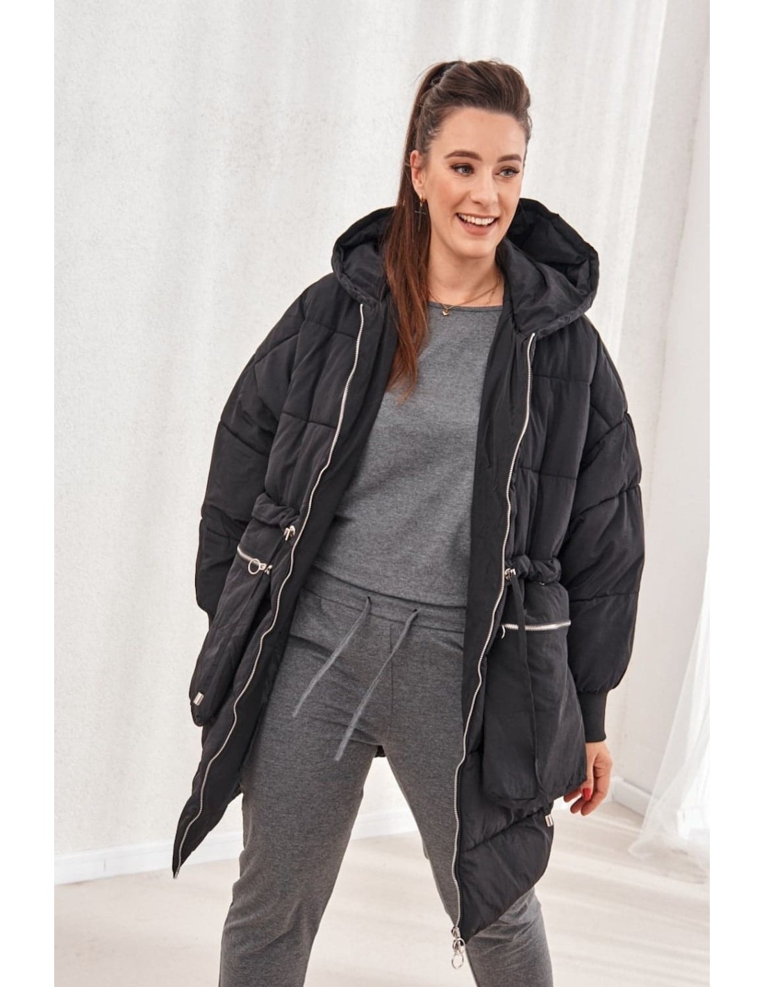 Geaca oversize calduroasa cu gluga, neagra 1537 - Magazin online - Boutique